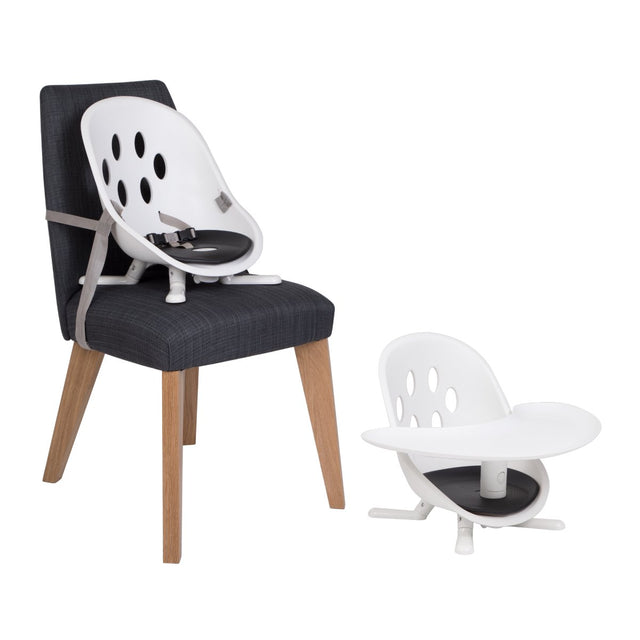 phil&teds poppy  kit de modes accessoire montré en utilisation sur une chaise de salle à manger et comme siège de sol_assorti