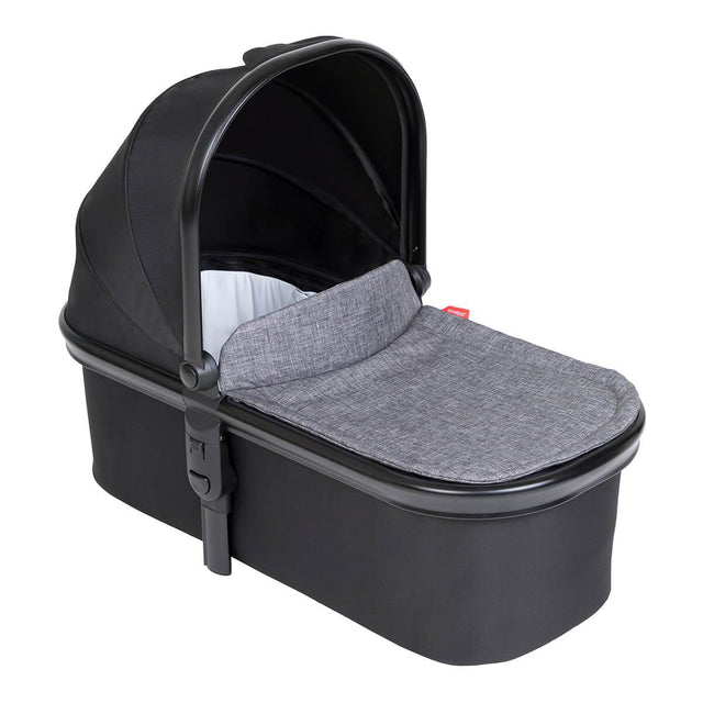 phil&teds snug carrycot with charcoal lid 3/4 view_charcoal